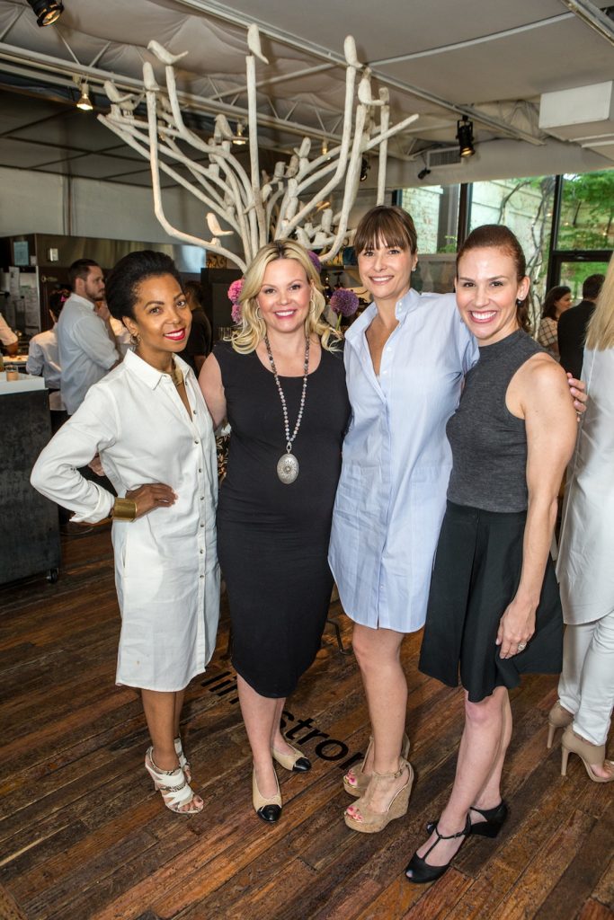 Annika Cail, Andrea Weaver, Tia Wynne, Nina Sachse