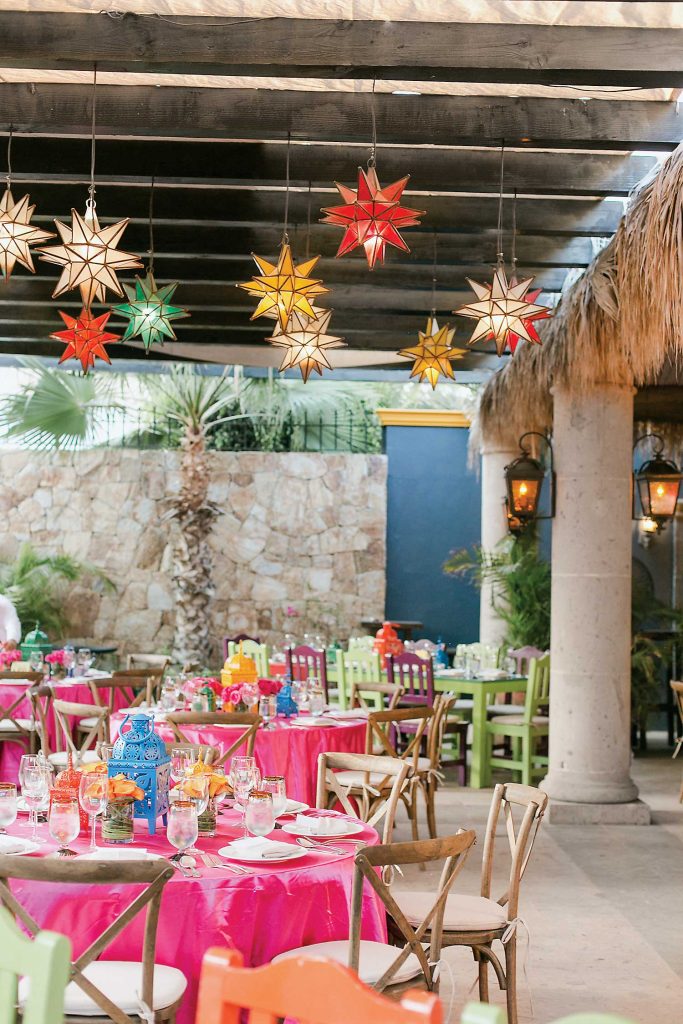 A wedding in Cabo planned and designed by Leaver (Photo by Jasmine Star)