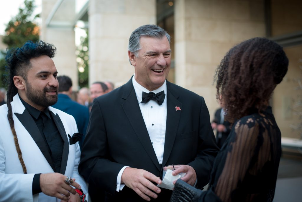 Ricardo Paniagua, Mike Rawlings