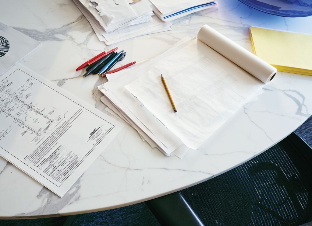 In Braun’s study, a Florence Knoll marble table from the Knoll showroom holds blueprints.