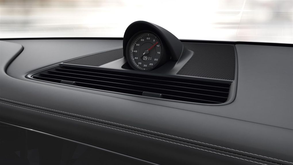 This tachometer is a nice retro touch.