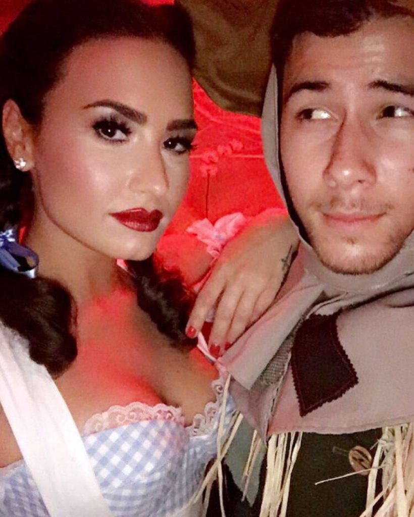 This brick road may be 24 carat gold. Demi Lovato & Nick Jonas as Dorothy & Scarecrow. 