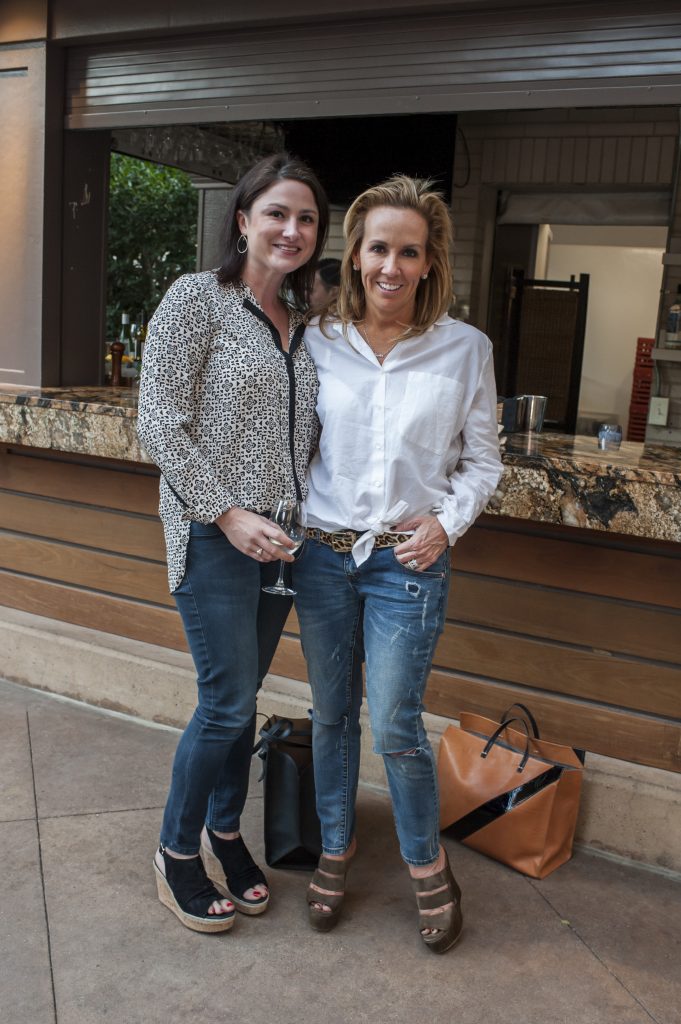 Sara Yungblut, Dawn Greiner