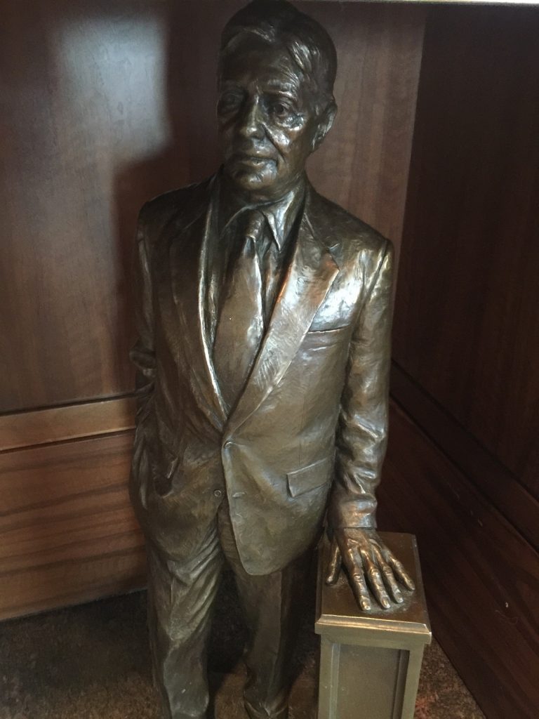 Lawrence Ludtke memorialized America's greatest trial lawyer, Joe Jamail, in bronze, in 2002.