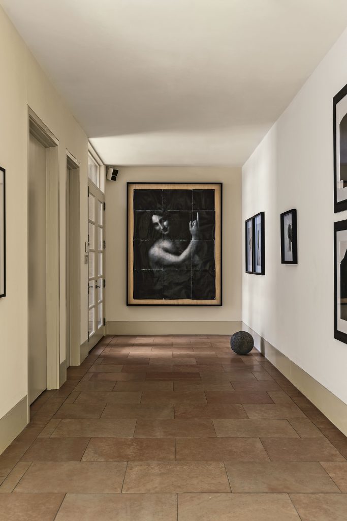 Doug and Mike Starn’s God Rides High on the Ordinary Sky, undated, Baldwin Gallery, Aspen.
Photographs by Kurt Markus.