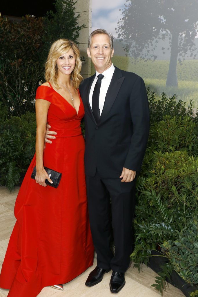 Robin McMonigle, Chris Koch