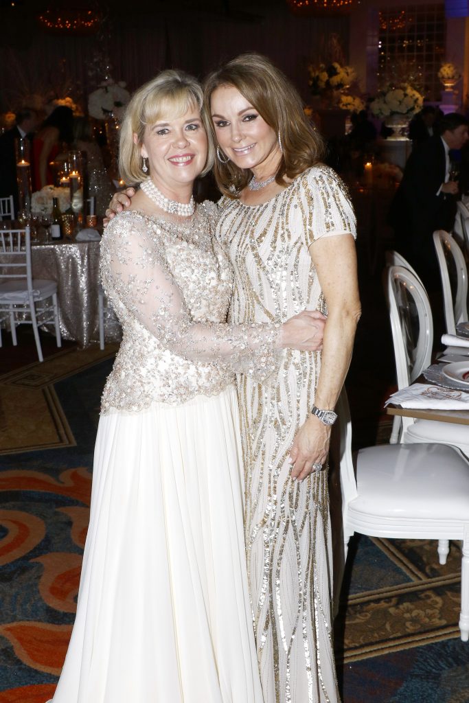 Christie Carter, Claire Emanuelson