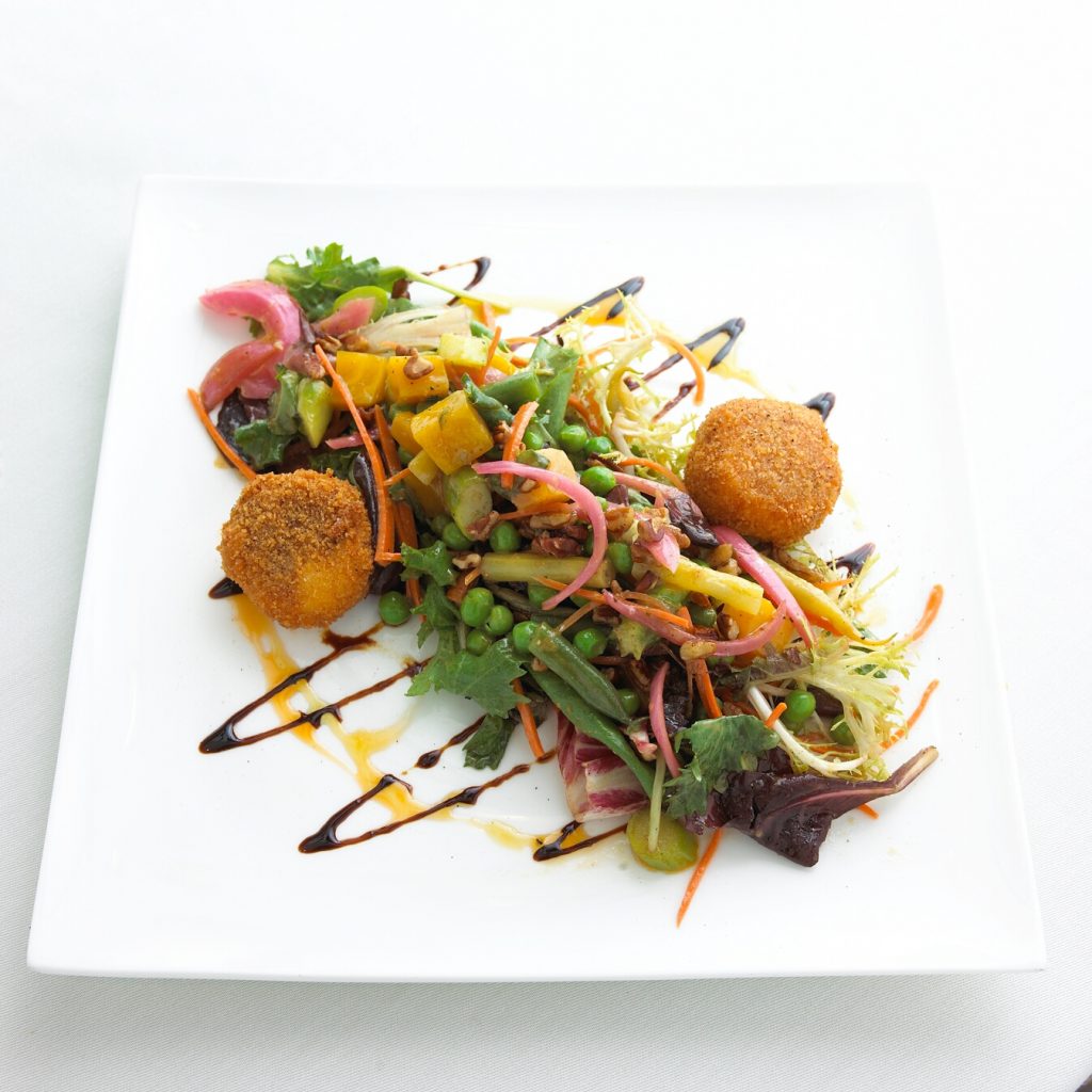 Farm-to-Fearing's salad