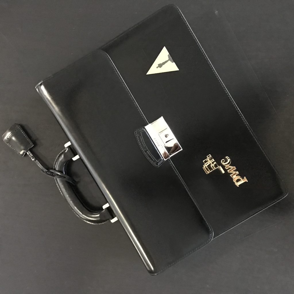 The Oscar briefcase is treated like a red carpet celebrity. (Photo by Jailyn Marcel.)