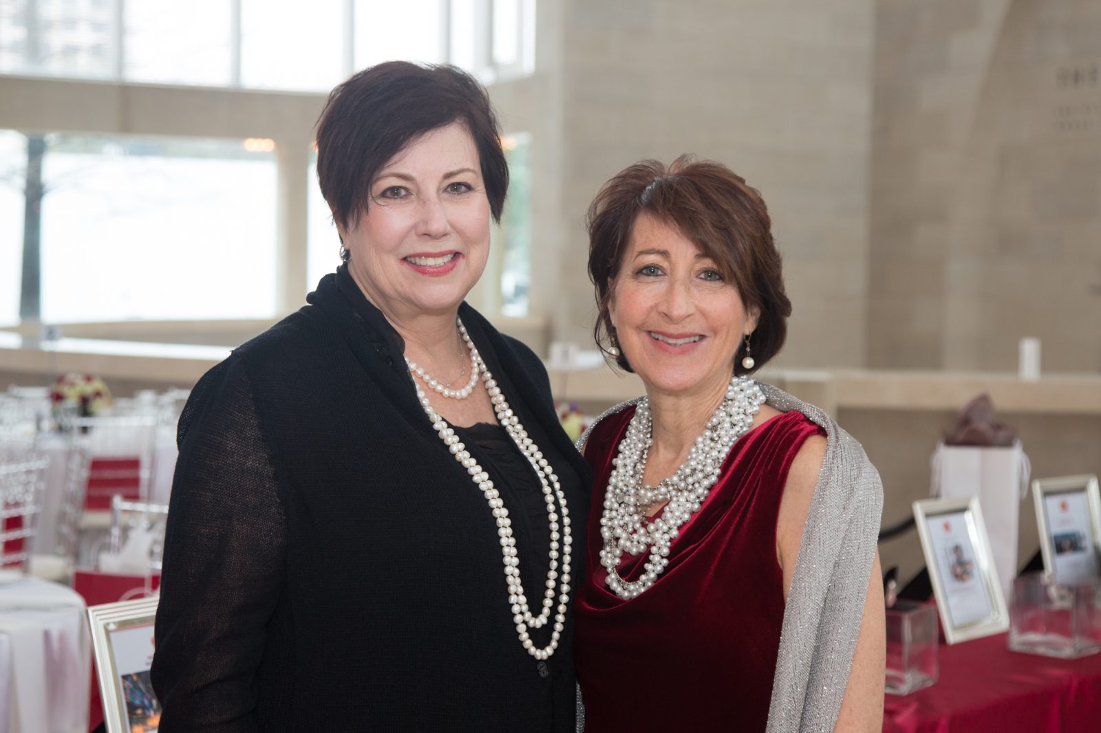 Fighting Cancer with Your High Heels on: Spectacular Catwalk Show Rakes ...