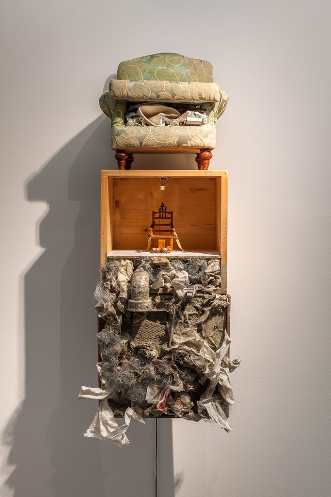 Mathis Altmann's "Histoire de la merde," 2016