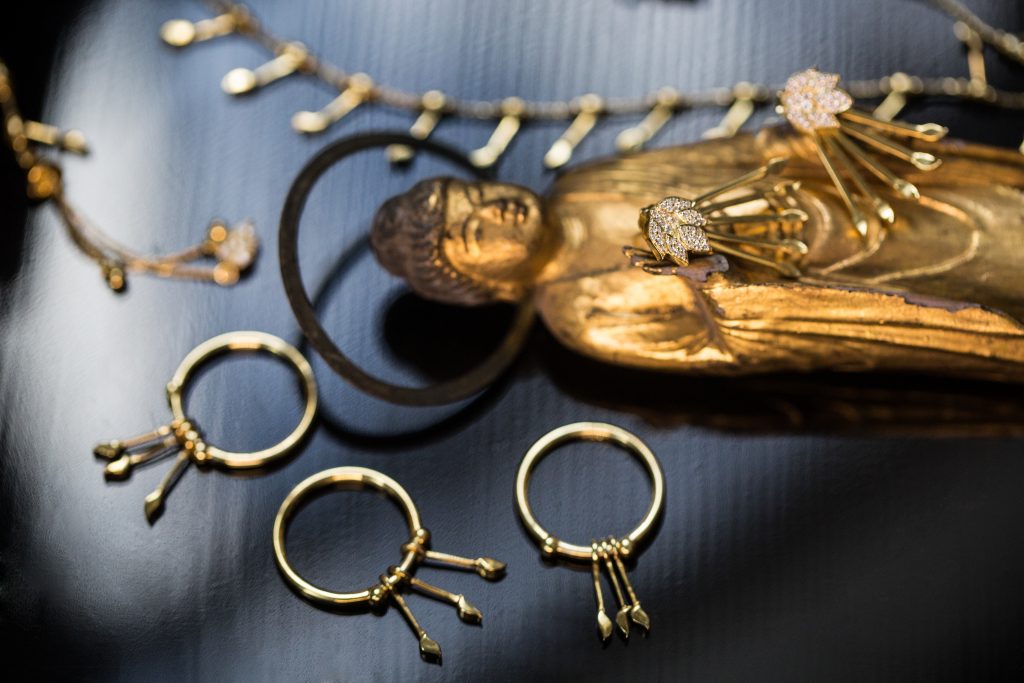 Katie Scott x Vicente Wolf Agapi collection