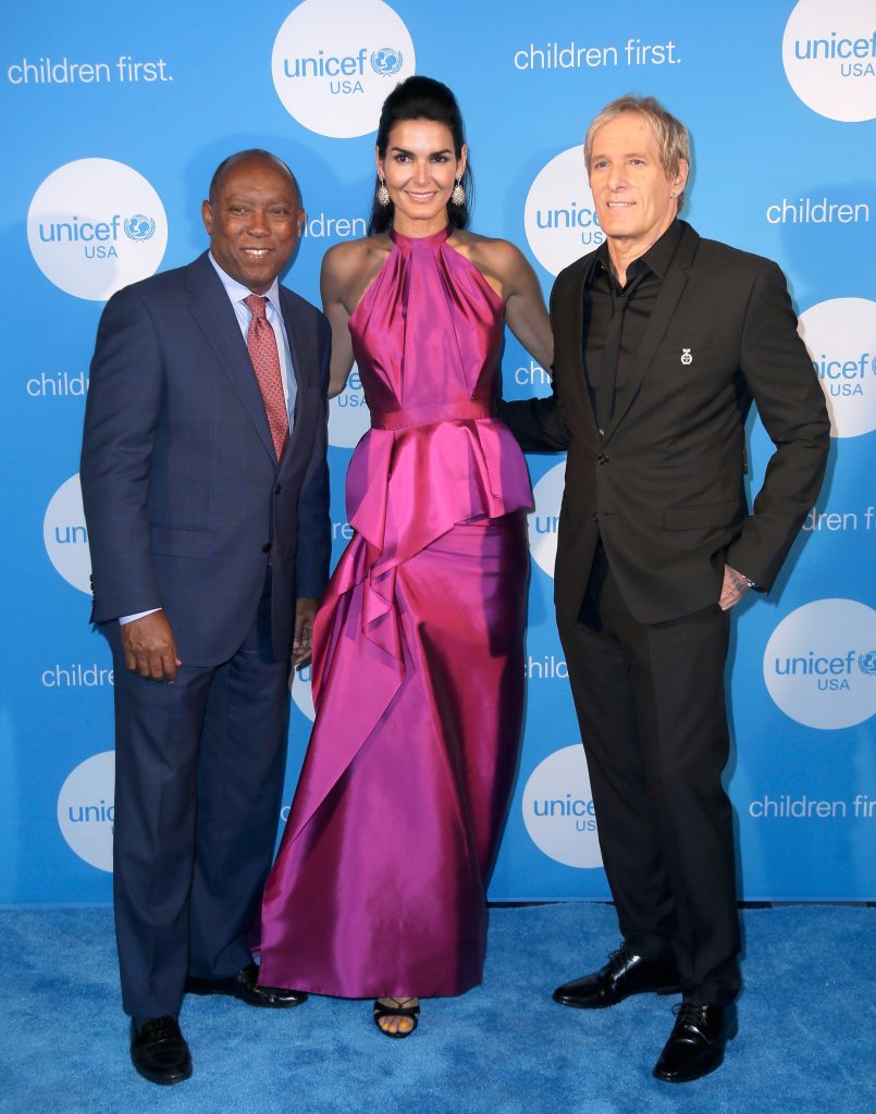HOUSTON, TX - MAY 24:  Mayor of Houston Sylvester Turner, UNICEF Ambassador honoree Angie Harmon and singer Michael Bolton at the fourth annual UNICEF Audrey Hepburn® Society Ball on May 24, 2017 in Houston, Texas.  (Photo by Bob Levey/Getty Images for UNICEF)