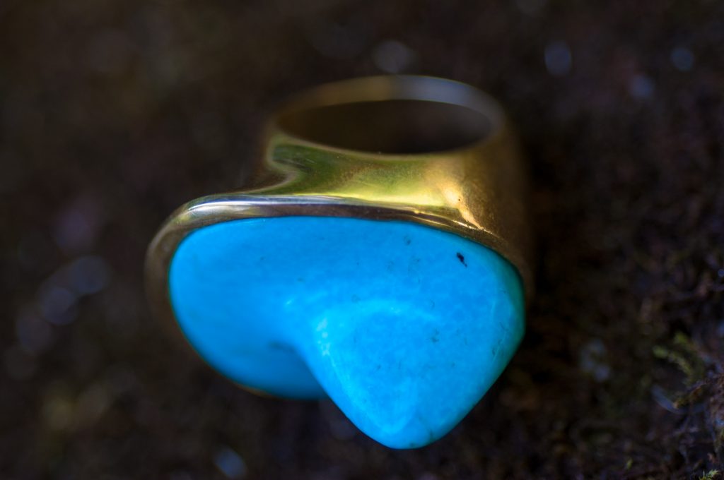 Lisa Eisner's Sharkfin ring in turquoise