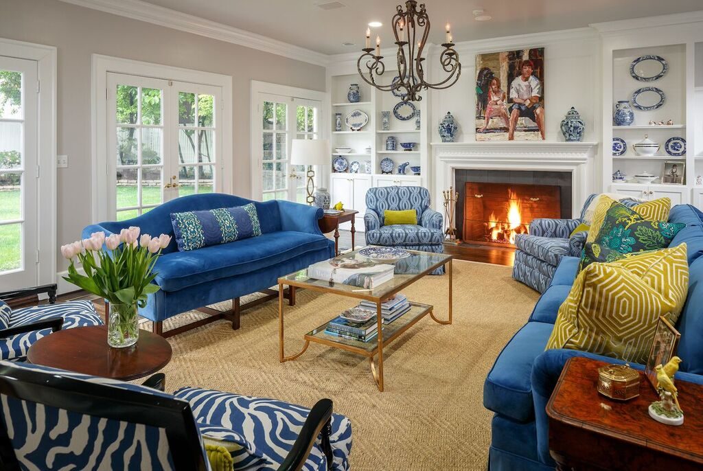 Large windows give an airy feel to the 1928 home. 