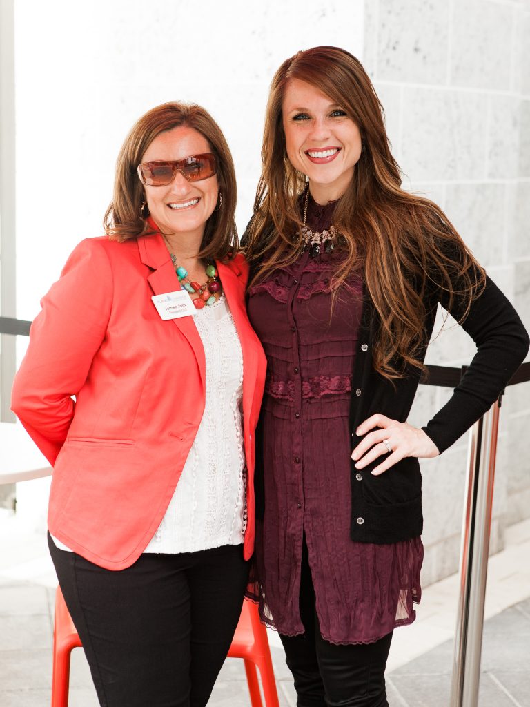 Jamee Jolly, Tracy Bartholomew