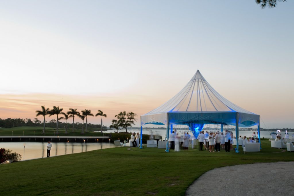Jim Crane and Whitney Wheeler's wedding was held at the Astros owner's Floridian Golf Club.