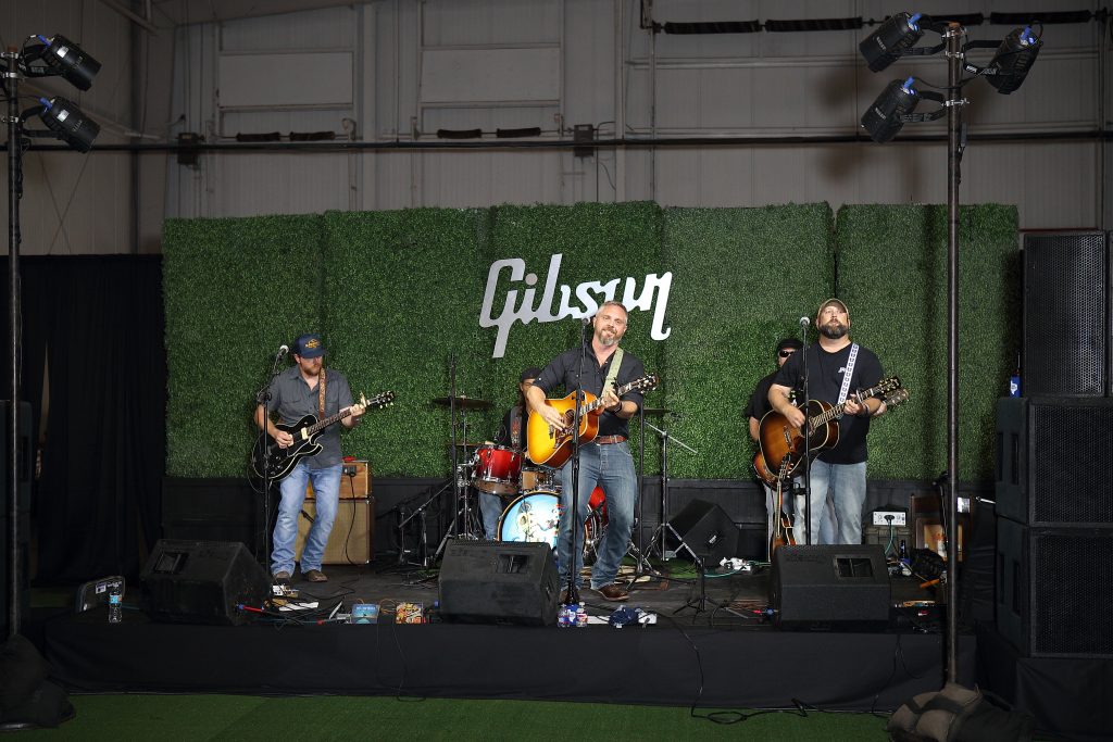 Mike Ethan Messico and band