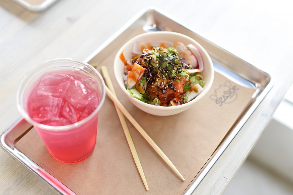 The spicy tuna poke bowl 