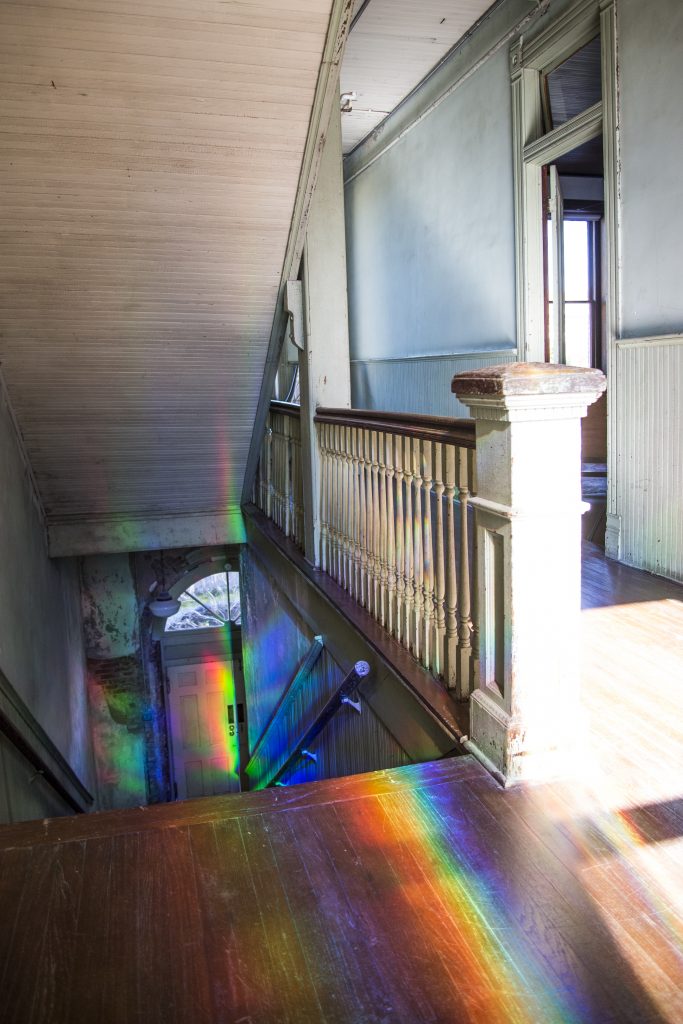 Randell Morgan created the light installation on the stairwell of the former lodge from 1898.