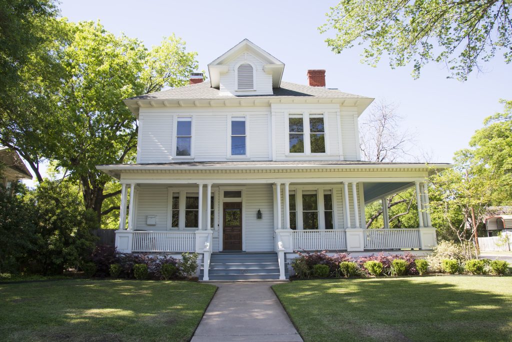 The serene guest house of 100 West was restored by Hobratschk's mom, retired architect Celeste Hobratschk.