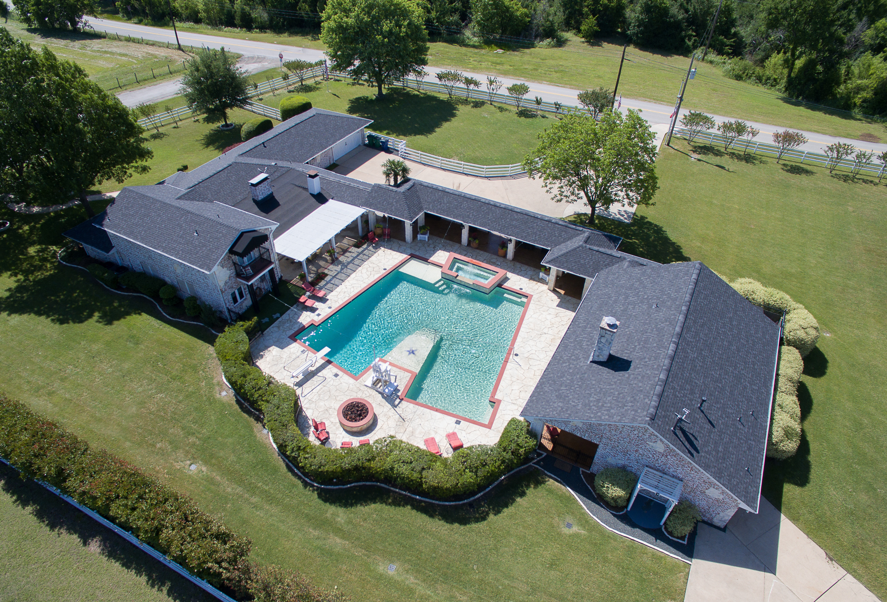 The Ultimate Car Lover S Dream House Reality Tv Star S Sprawling