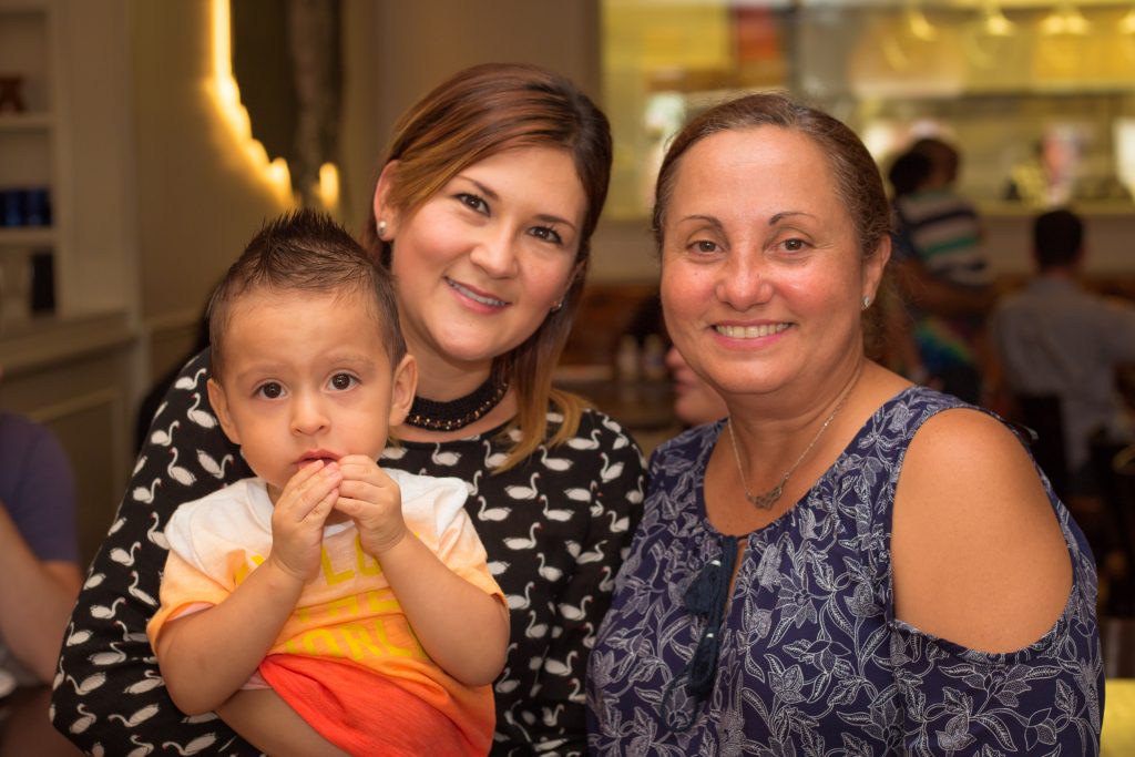 Heidi Suarez, Arleen Stout