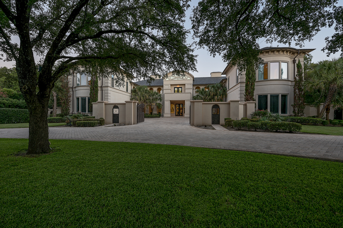 NBA Star's Wildly OvertheTop Texas Mansion Goes Up for Sale Do You