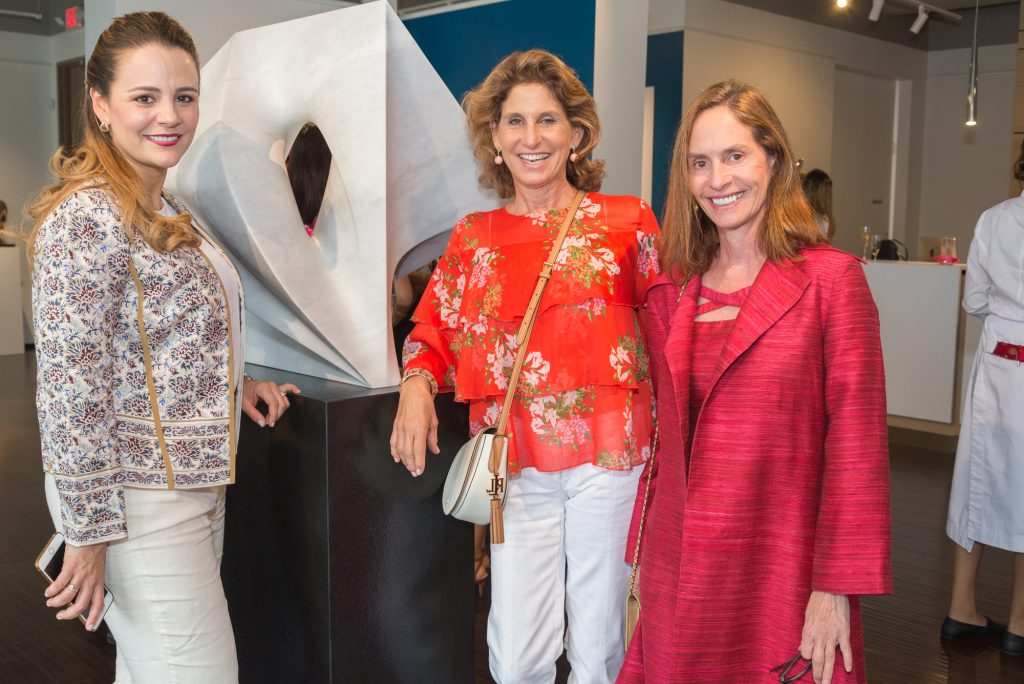 Andrea Betancour, Patricia Cohen, Janet Lustgarten