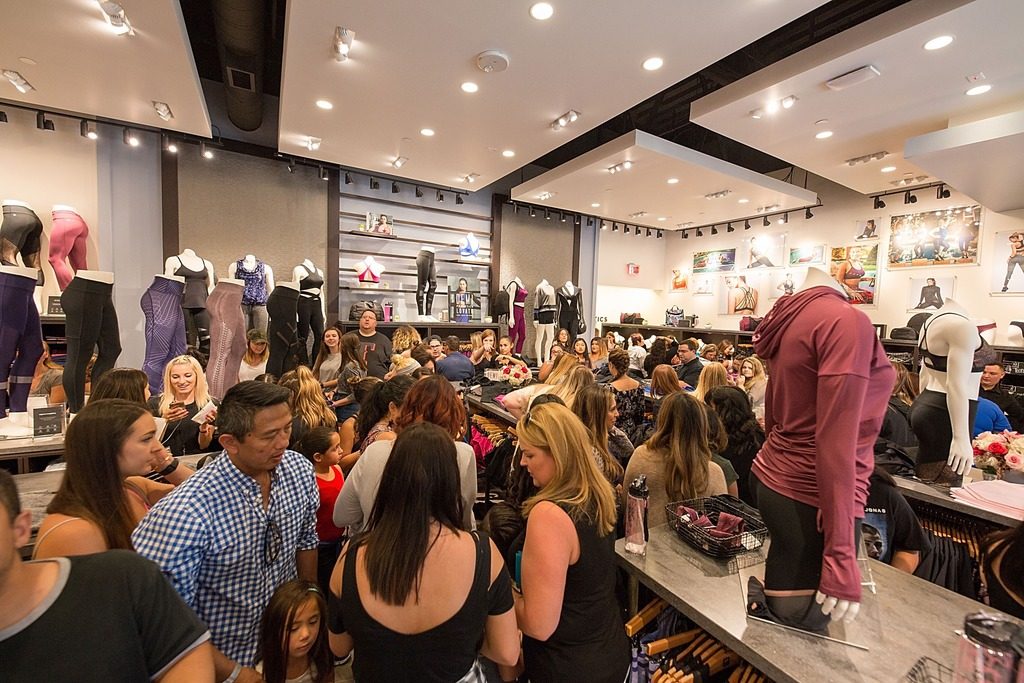 Demi Lovato visited the Legacy West Fabletics store to promote her latest collaboration with the brand. 