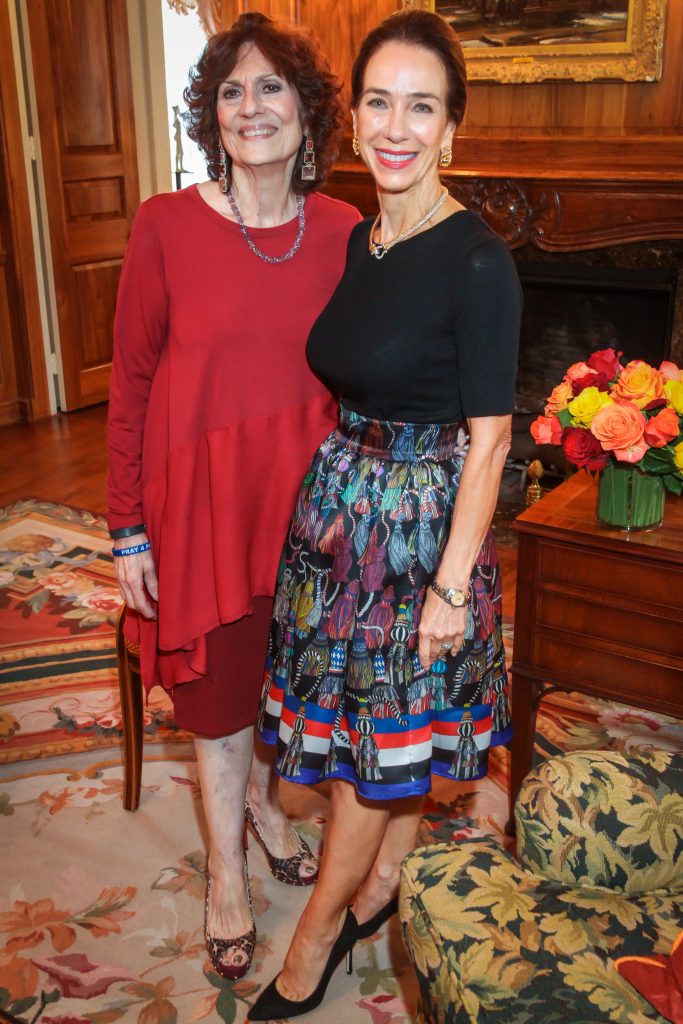 Touchdown for TEACH kick-off at Sarofim home