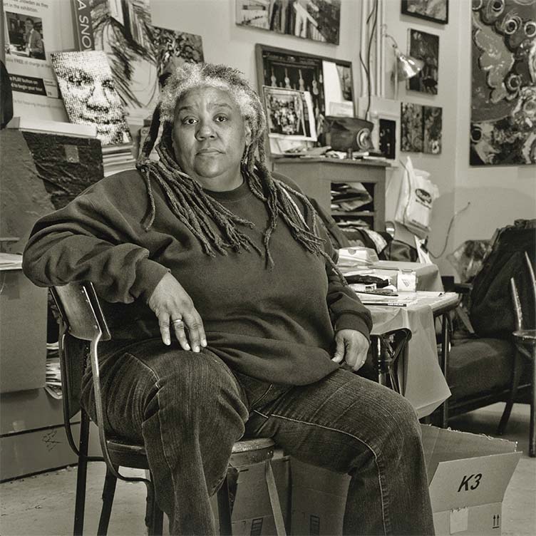  Donita Simpson photographs artist "Gilda Snowden in Her Detroit Studio,"
2014, to produce a depiction of strength and determination. (Collection and copyright the artist) 
