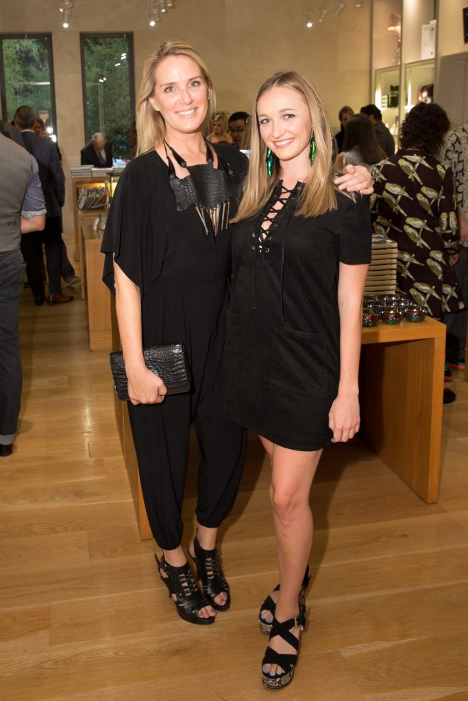 Elizabeth Wimpress, Chloe Wimpress 