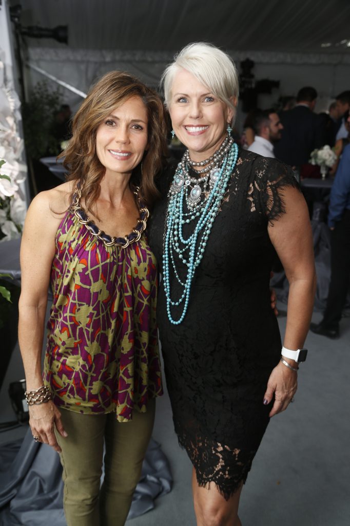 Monica Windess, Yvette Chase 