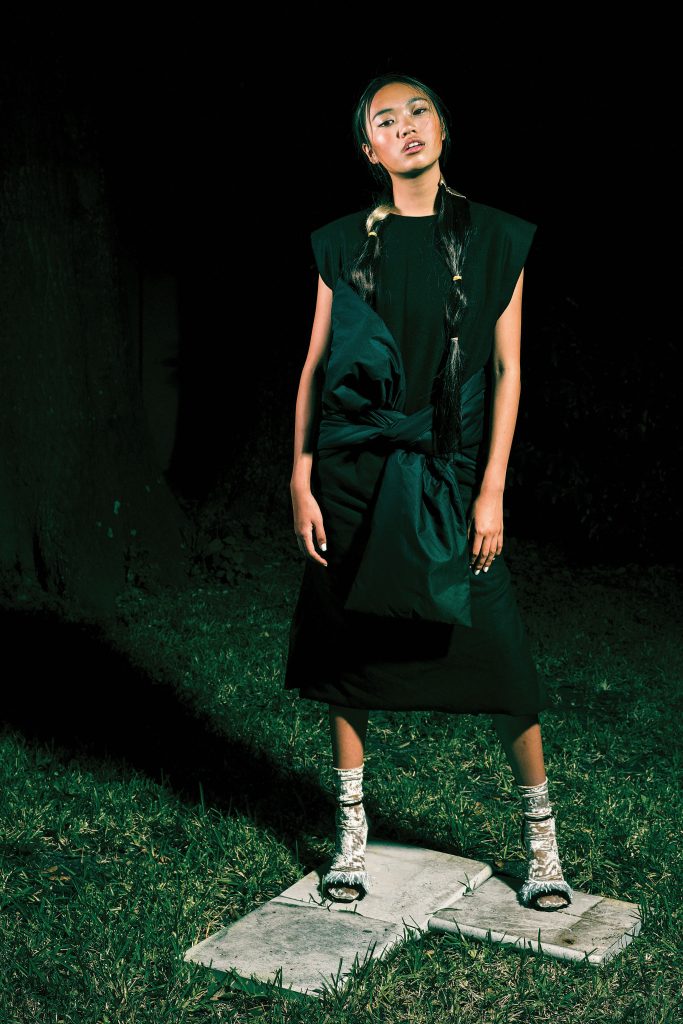 Jil Sander prototype dress with nylon
bow designed by Raf Simons for Jil
Sander, circa 2009. Maison Martin
Margiela hair scarf is a limited edition
made in 2009 for the 20th anniversary of the brand. (Only 50
were made.) (Photo Jay Tovar)