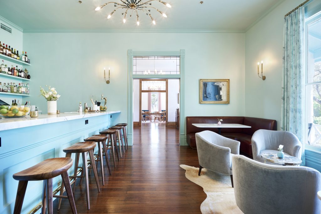 Joel Mozersky handled the restaurant's interior design. 