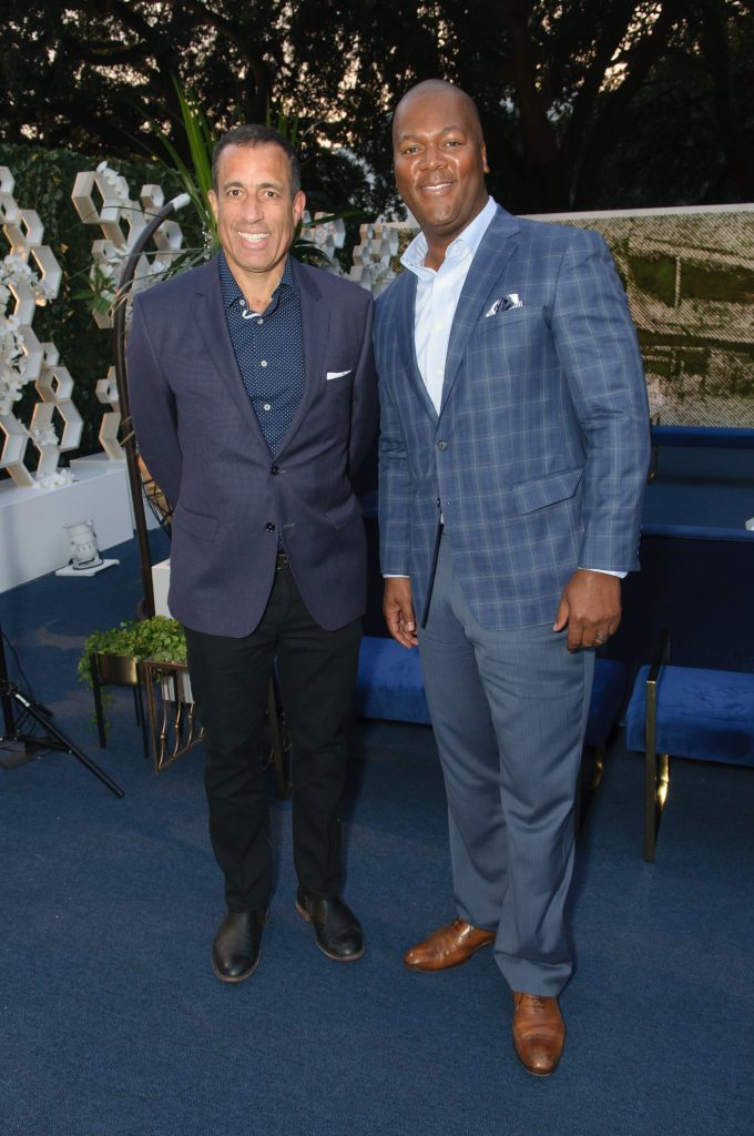 Geoff Green, Dennis Cail