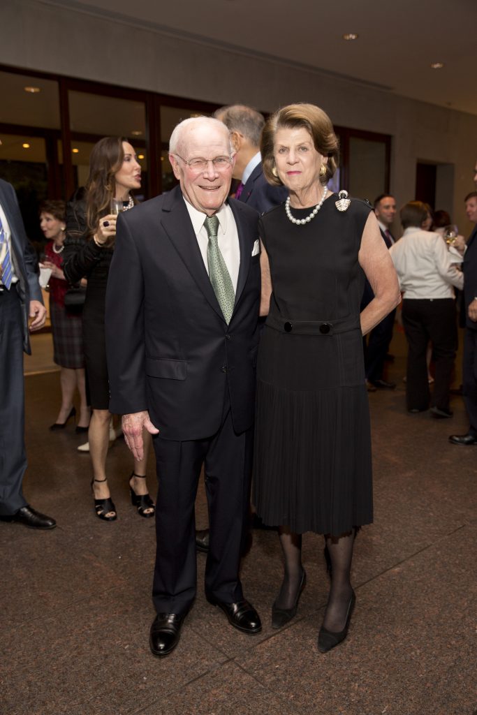 Oscar de la Renta sponsors dinner at MFAH