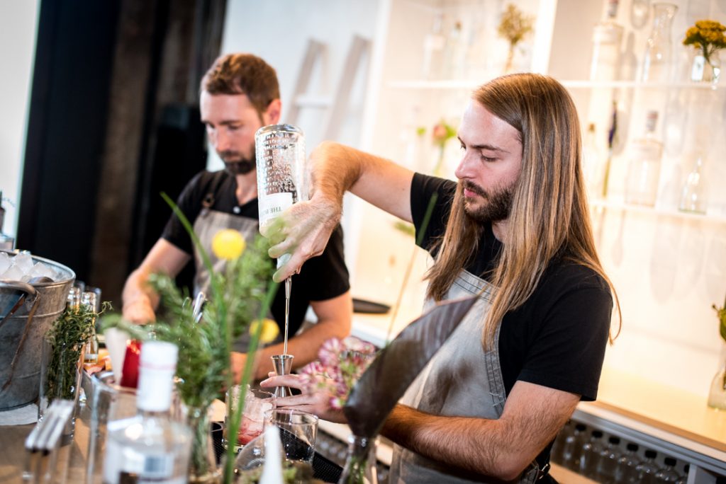 The Botanist held a pop-up dinner and mixology class with a handful of Dallasites. 