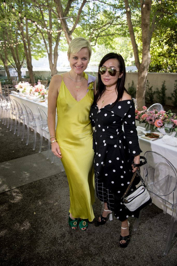 Barbara Sturm, Tina Craig