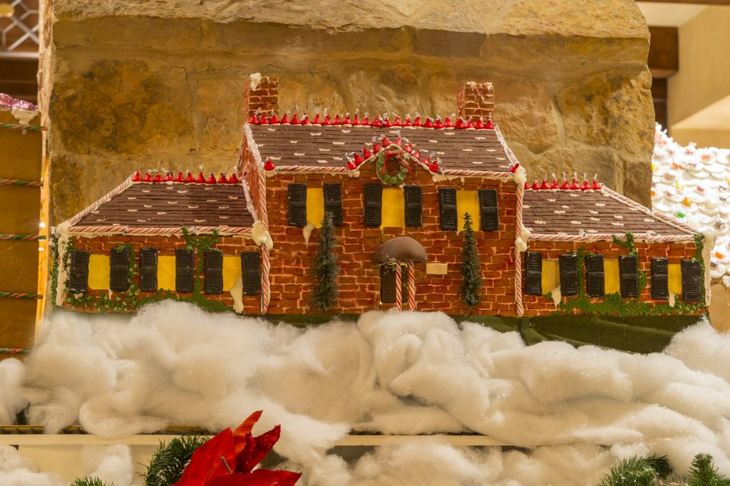 The Manor House at The Houstonian reimagined in gingerbread.