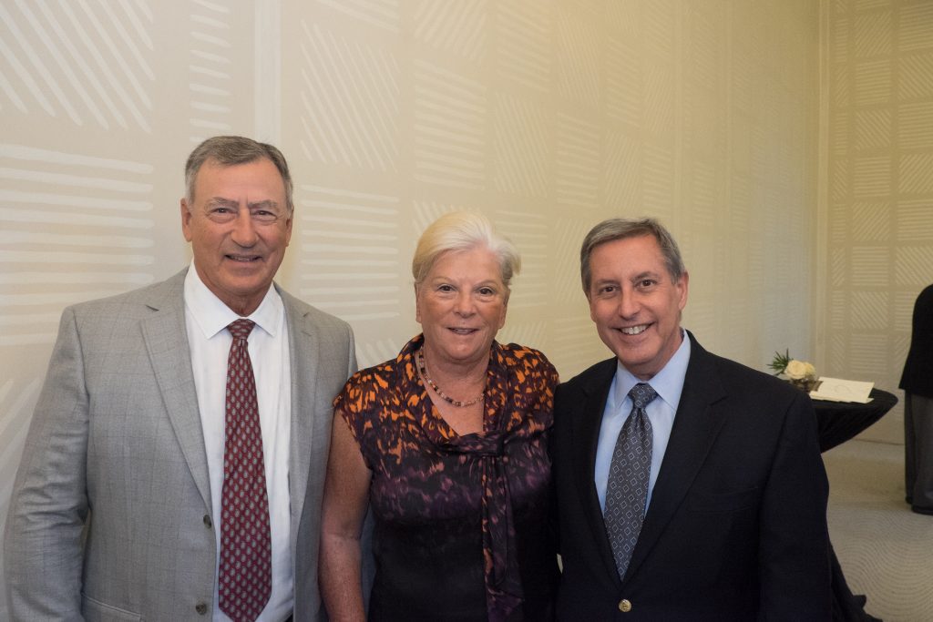 Mark & Dell Rieth, Ted Munselle