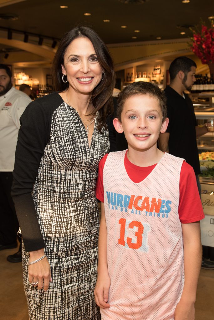 Abigail Williams, Noah Williams