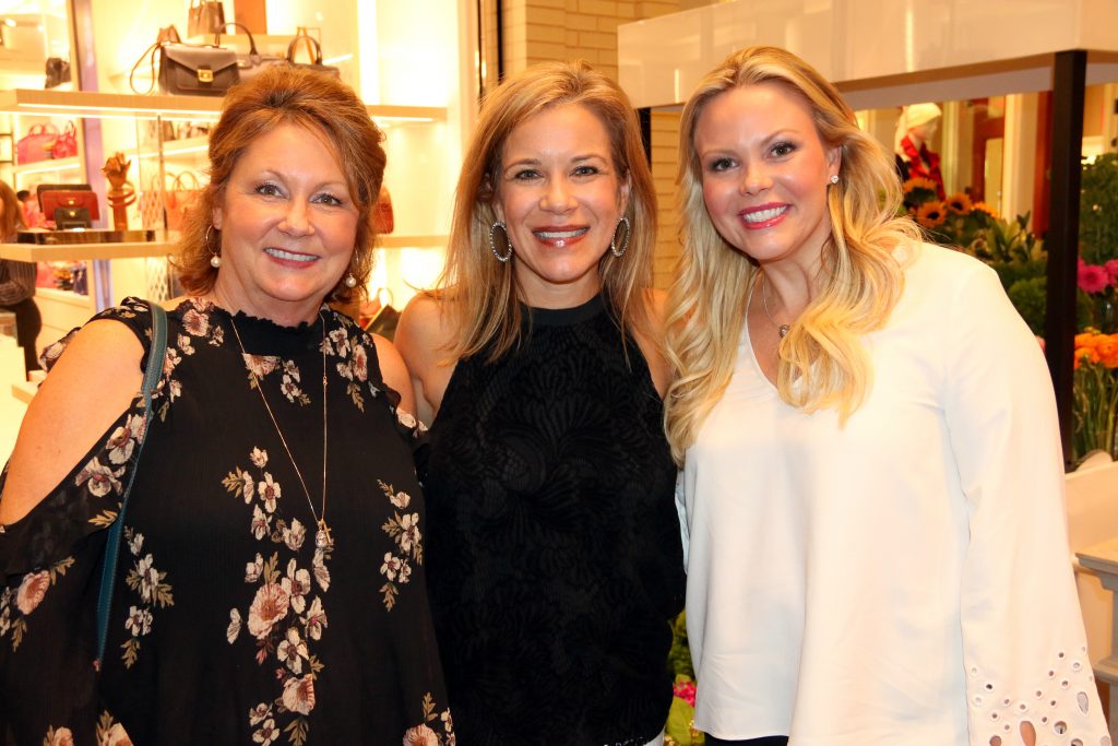 Ann Stephenson, Larissa Linton, Andrea Weber