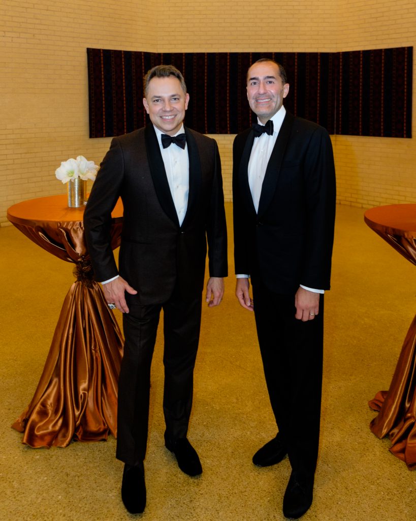 John Clutts, Dr. Sami Arslanlar