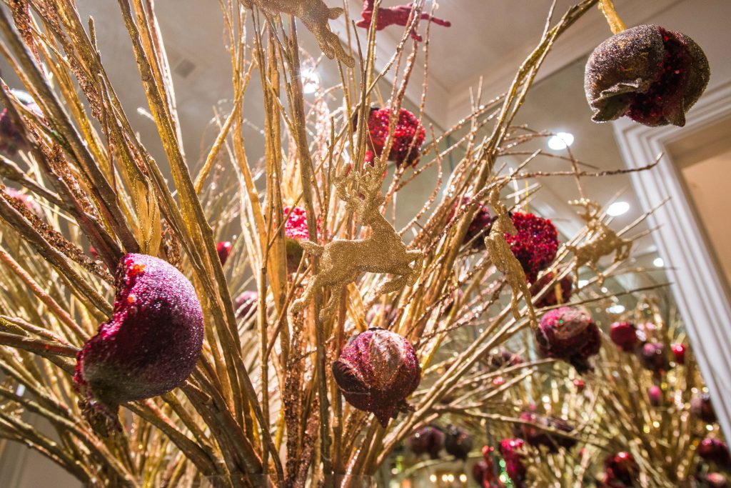 Allshouse home Christmas decorations