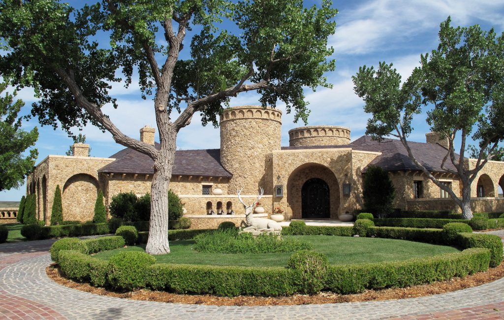 T. Boone Pickens' $200 million dream ranch includes a 33,000-square foot lodge.