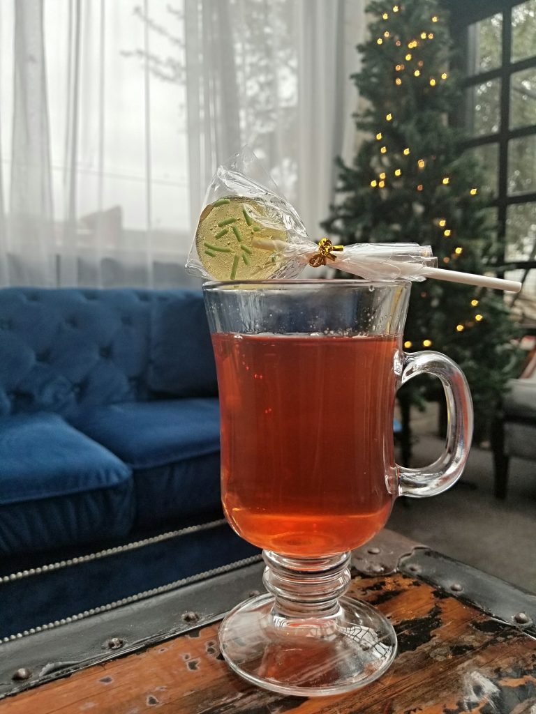 The burnt sugar vanilla lollipop adds some unique sweetness to Wooster's Garden's Blane Jane. 