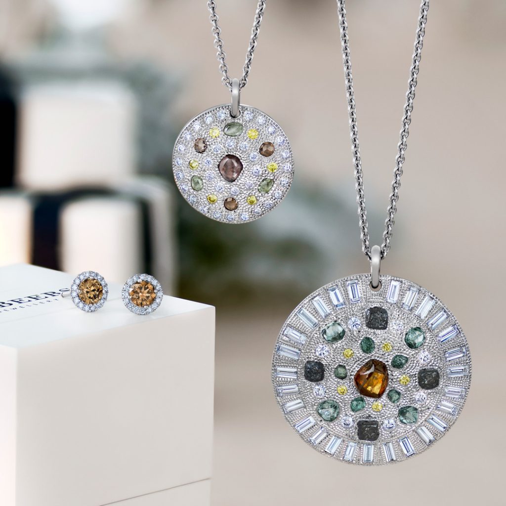 Holiday Diamonds You Can Trust: The De Beers' Difference Brings