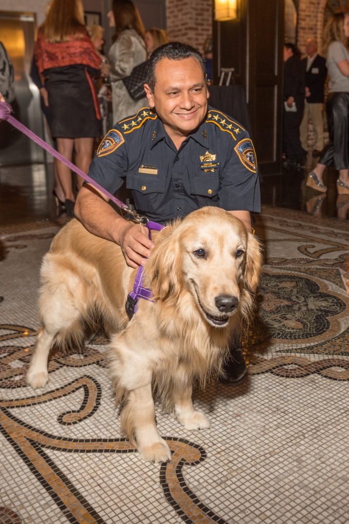 Pet Set Gifting party